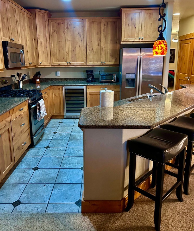 7175 Hwy #4-203 - Photo 6 of 14