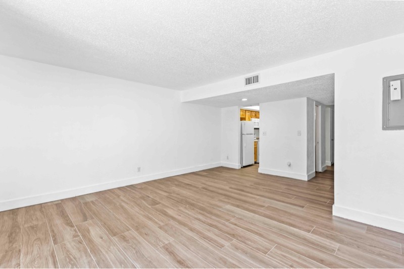 1508 Espanola Ave - Photo 6 of 20