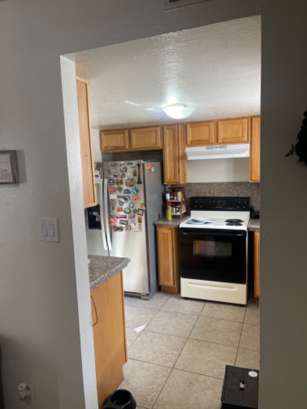6005 Fortuna Rd Nw #B - Photo 3 of 17
