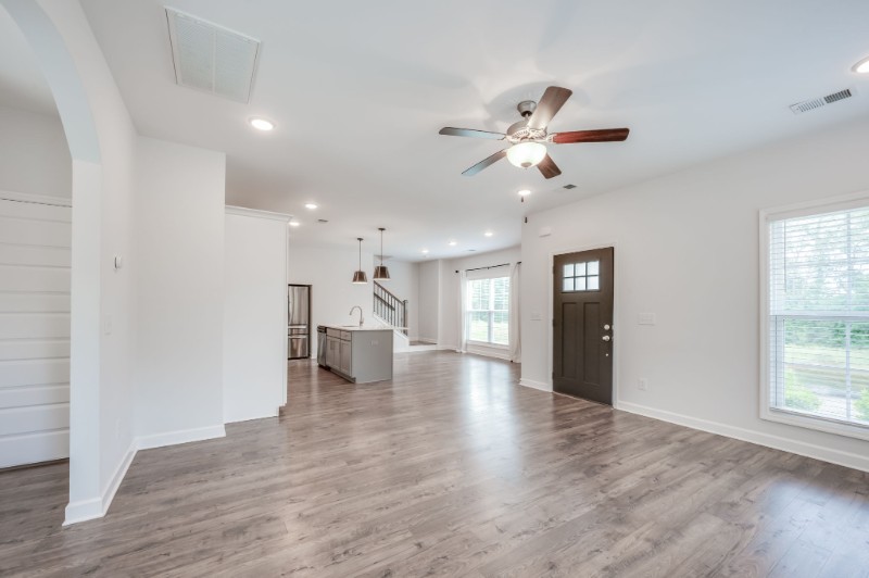 740 Bellevue Rd - Photo 3 of 20
