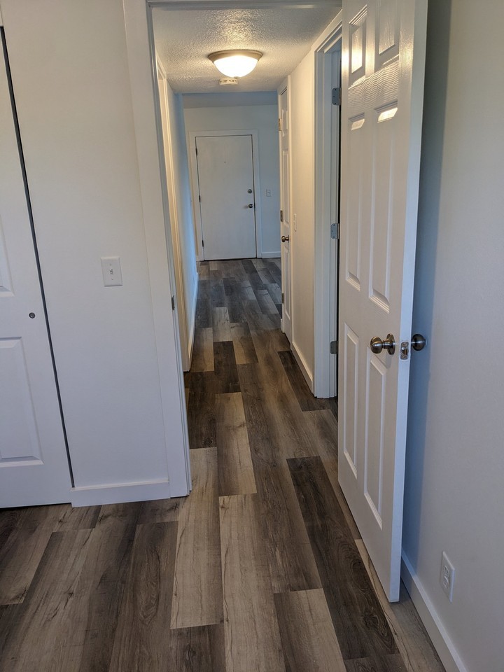 502 W Market St #303 - Photo 7 of 9