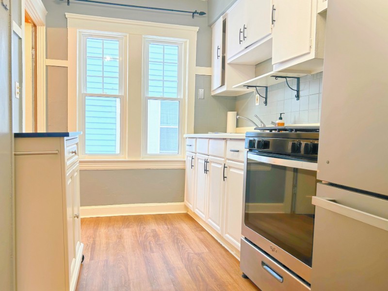 2061 Chesterland Ave #DOWN - Photo 4 of 13