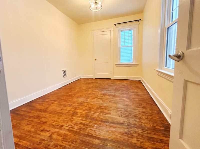 2061 Chesterland Ave #DOWN - Photo 7 of 13