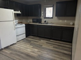 featured image of 2224 Eastland St #2