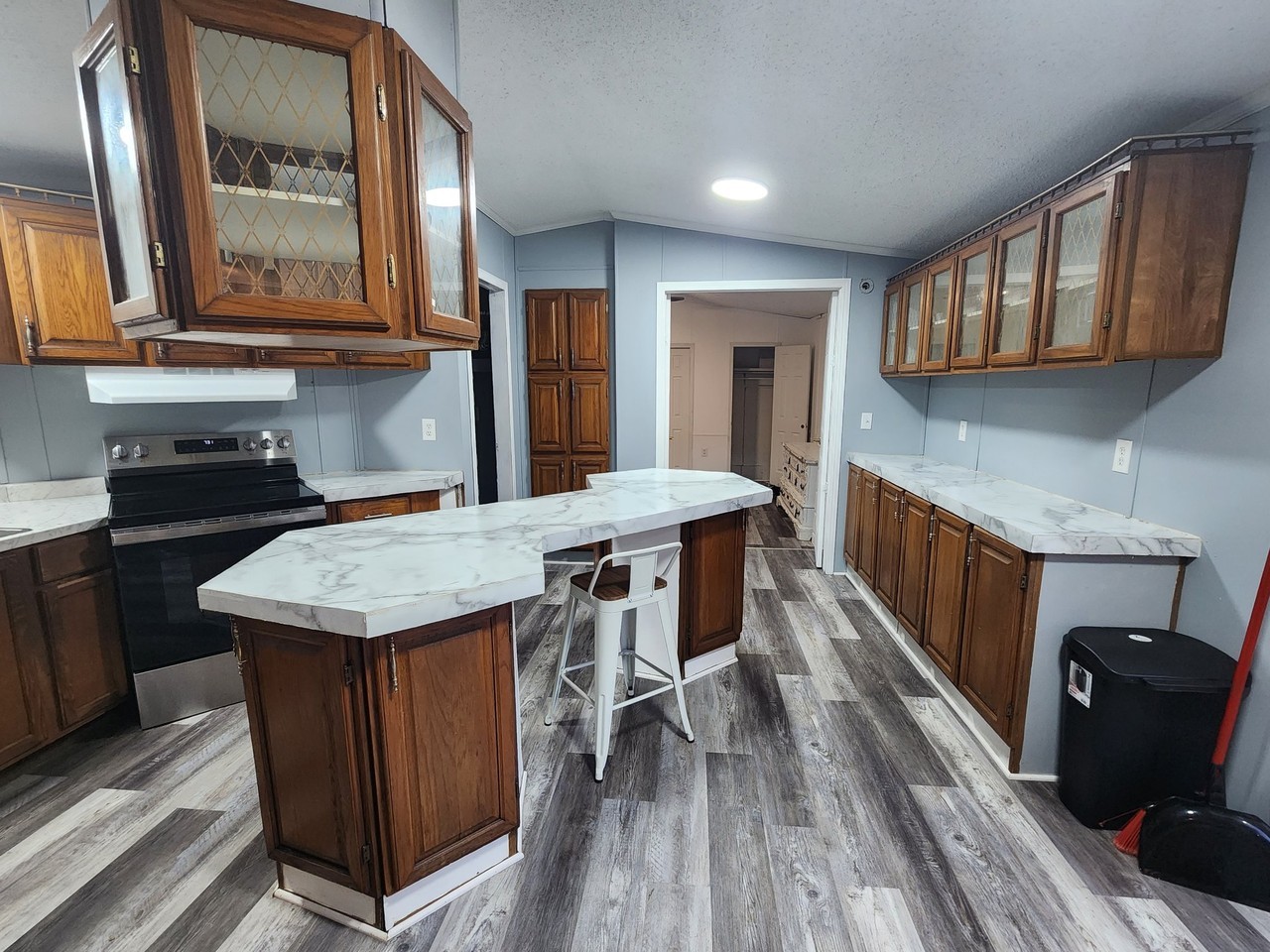 15062 Unicorn Dr - Photo 5 of 29