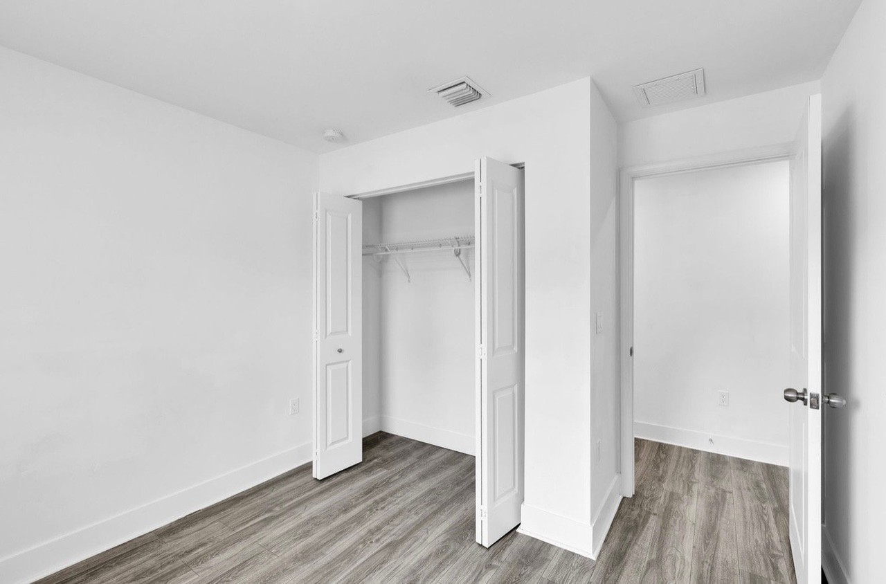 452 Wickham Ave S - Photo 7 of 19