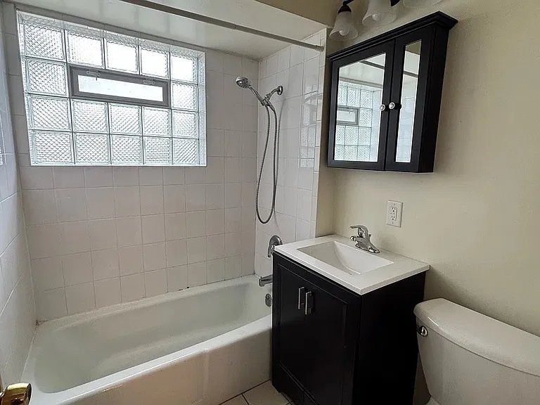 6605 Oak Forest Ave #3 - Photo 6 of 10