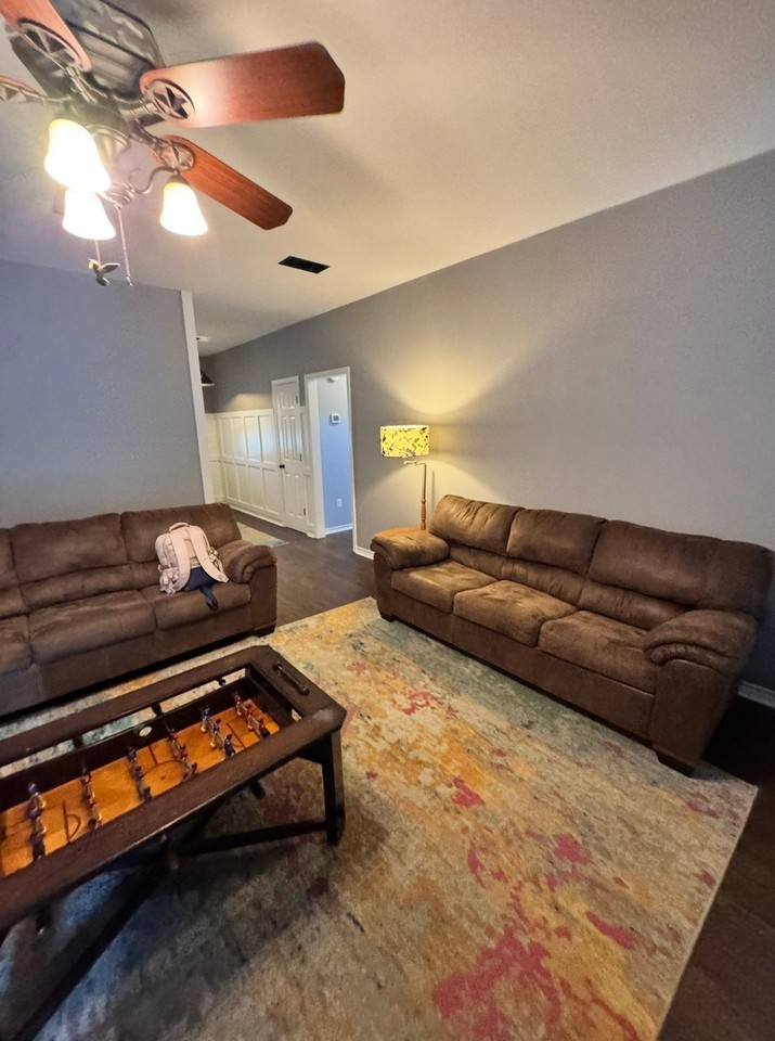 1507 Juniper Ln - Photo 4 of 14