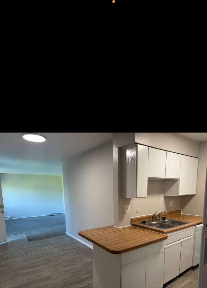 2800 Crystal St #L1 - Photo 7 of 8