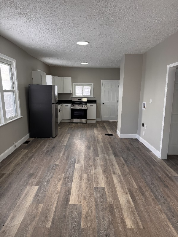 615 W Columbus Ave - Photo 3 of 20