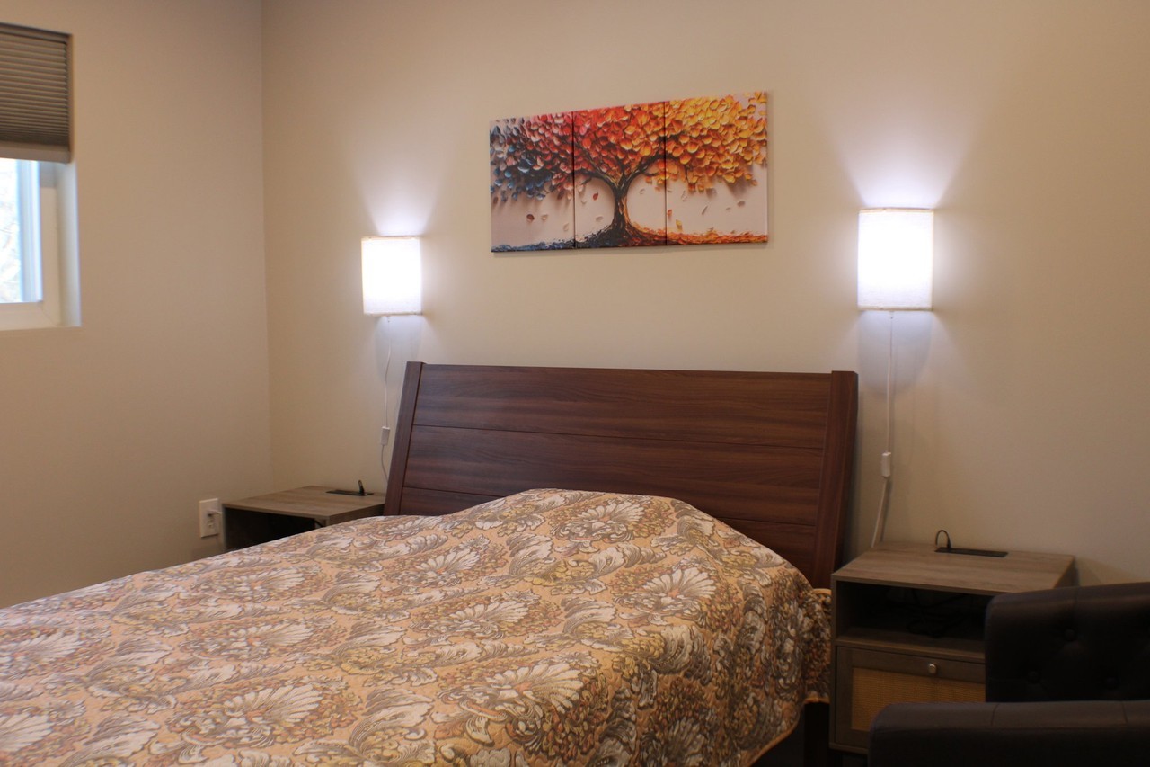 838 Sullivan Trl - Photo 4 of 11