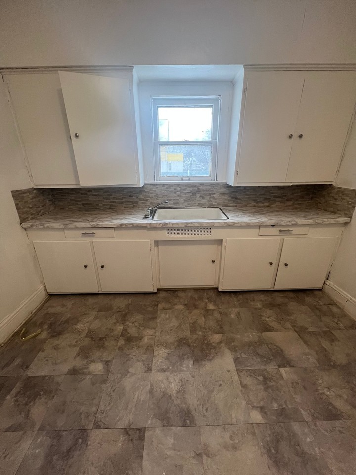 12209 Corlett Ave #2 - Photo 2 of 6