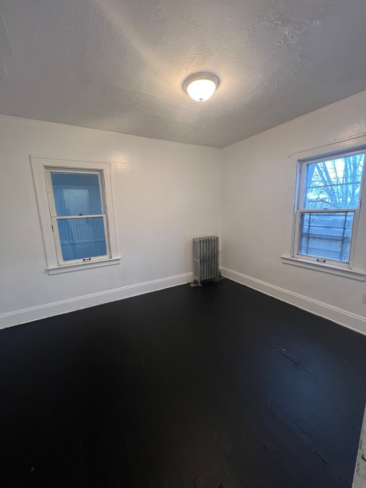 12209 Corlett Ave #2 - Photo 3 of 6