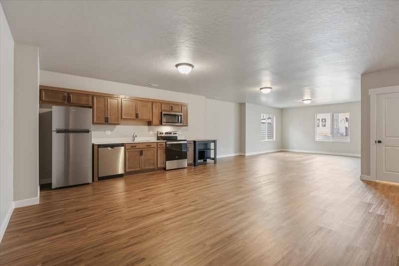 6152 N Fox Canyon Rd - Photo 2 of 17