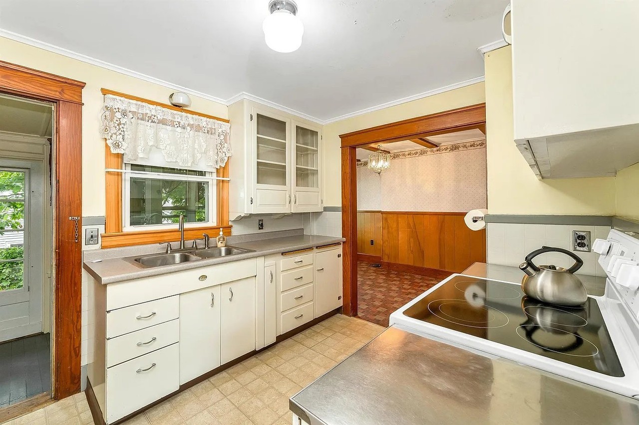 70 Parker St - Photo 4 of 20