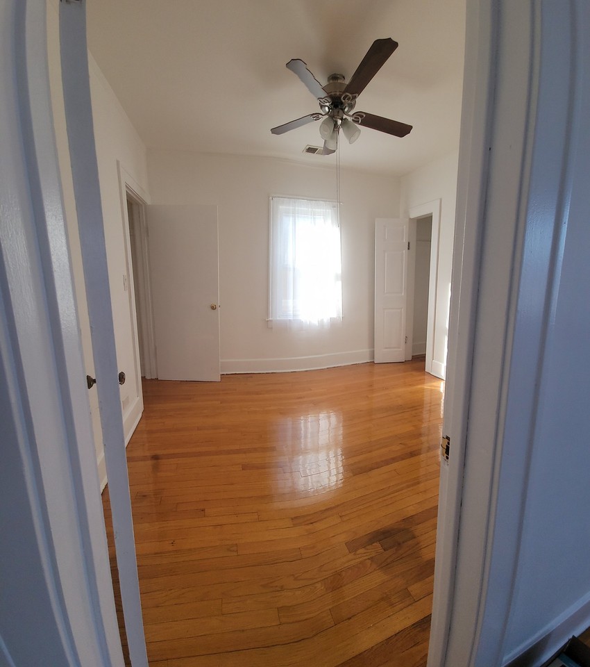 7435 W 58th Pl Apt 2nd #2 - Photo 7 of 8