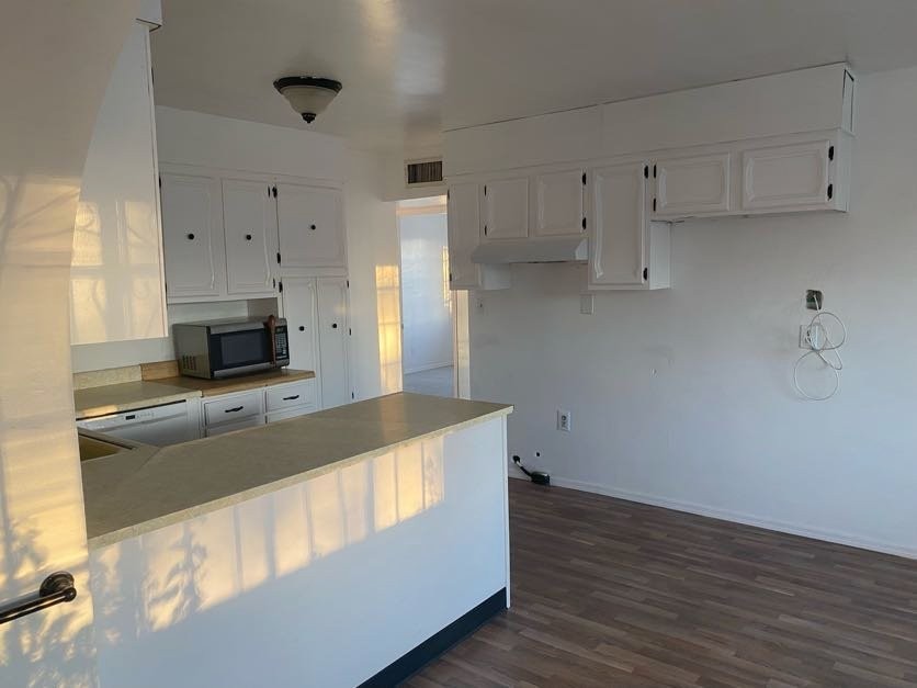 3601 E Seneca St - Photo 7 of 25