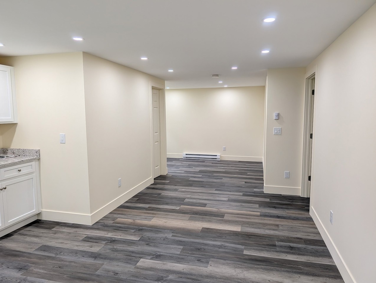 23 Park Pl #8 - Photo 3 of 12