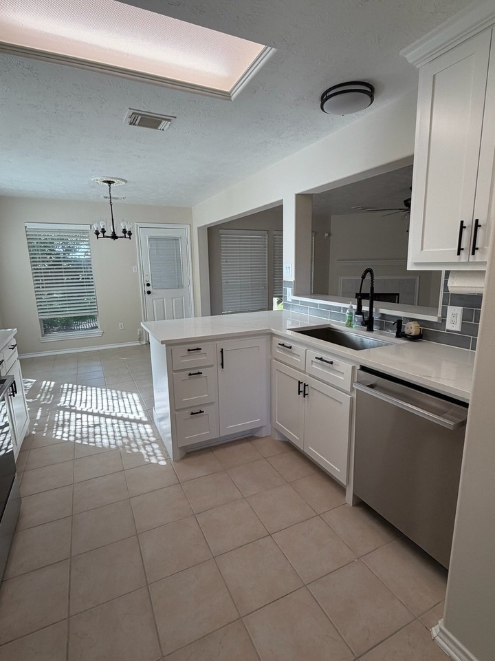 15306 Court Amber Trl - Photo 5 of 16