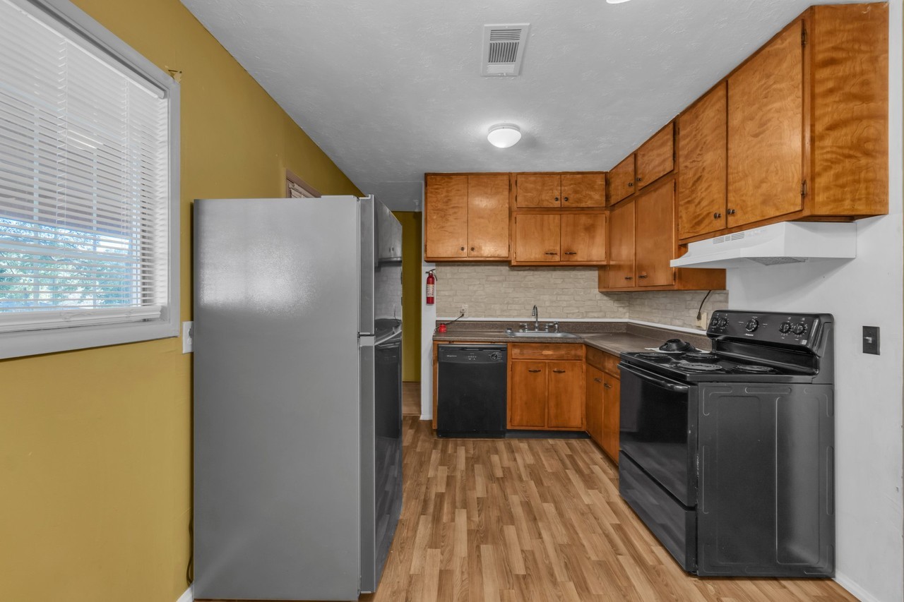 216 Vero Ct - Photo 4 of 15