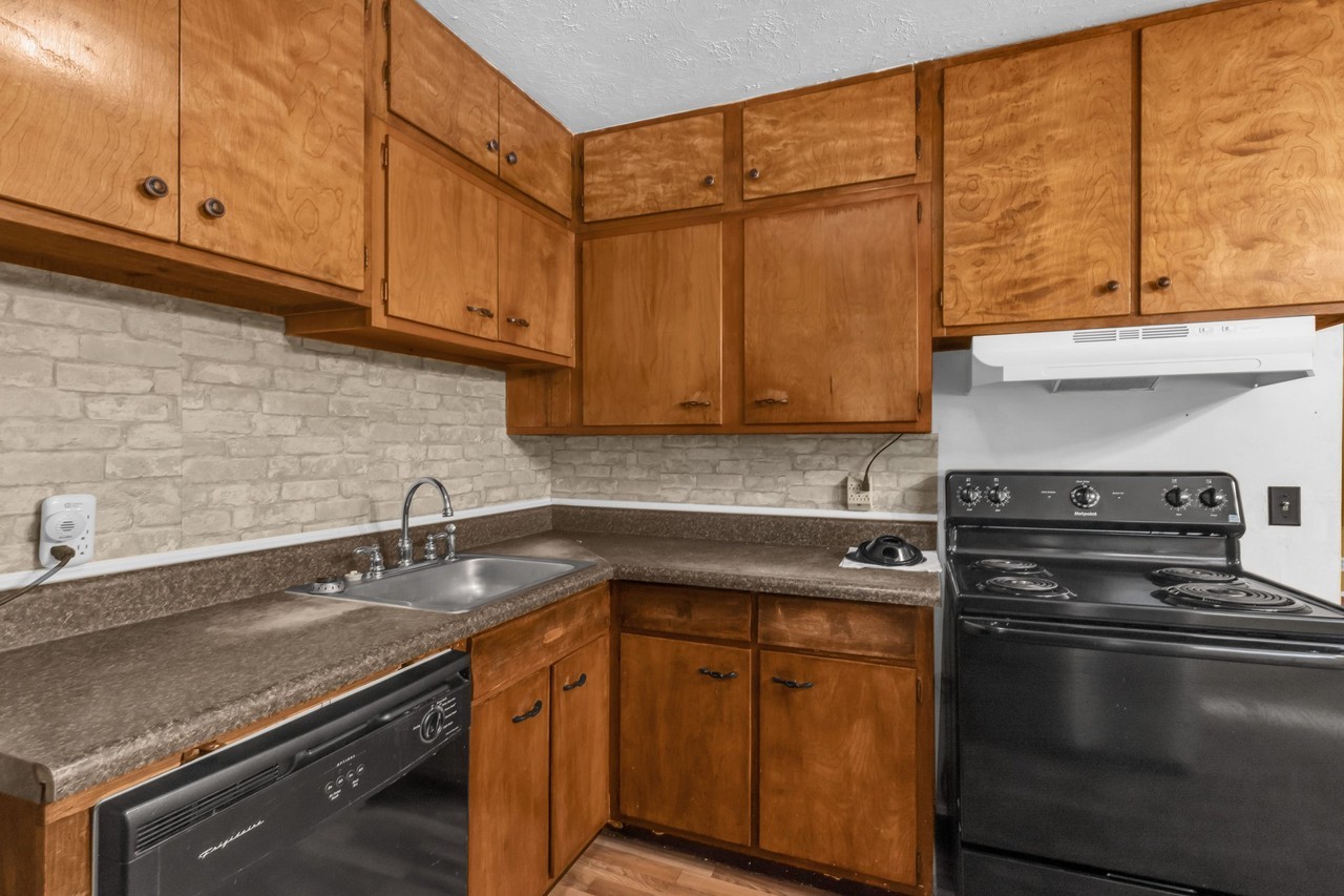 216 Vero Ct - Photo 7 of 15