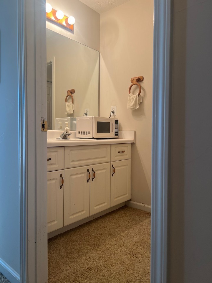 780 Georgian Hills Dr #2 - Photo 6 of 10