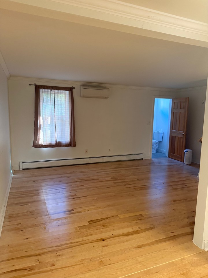 21 Lilac Ln - Photo 3 of 7
