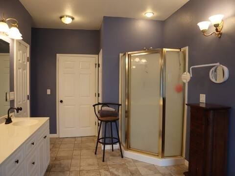 1130 Williams Bridge Rd - Photo 5 of 22