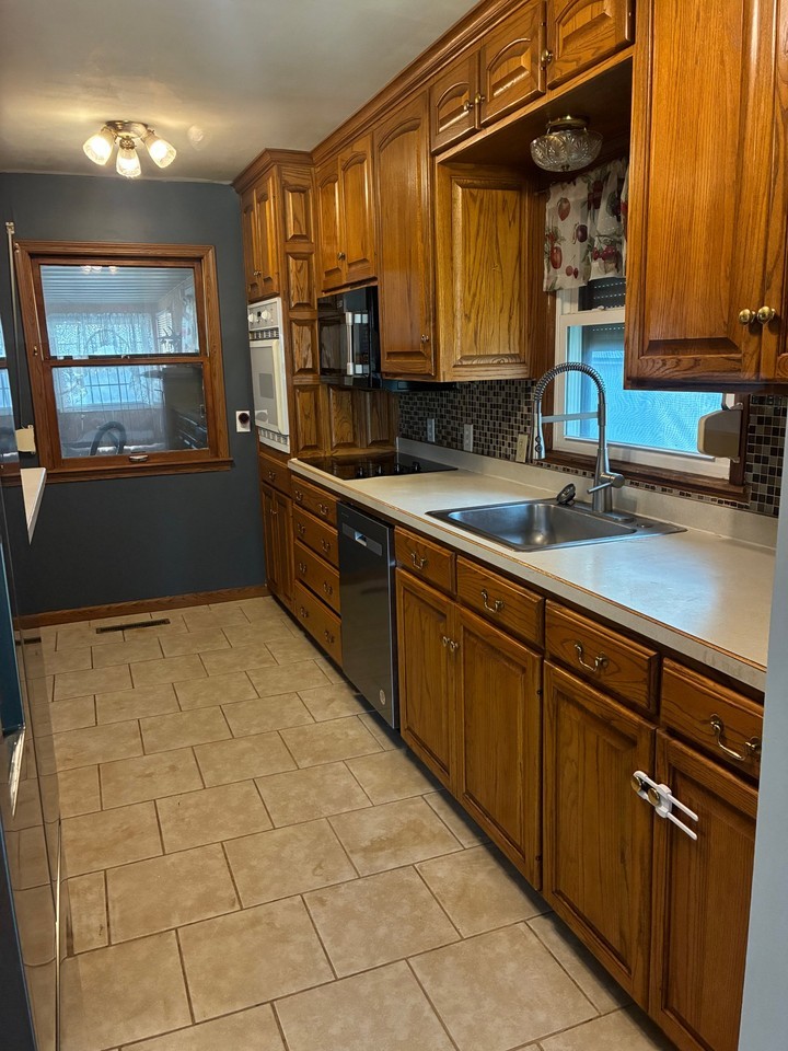 3776 E Country Club Rd - Photo 3 of 12