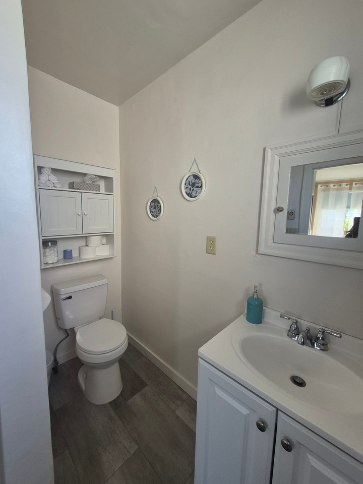 7455 Birch Bay Dr - Photo 4 of 38