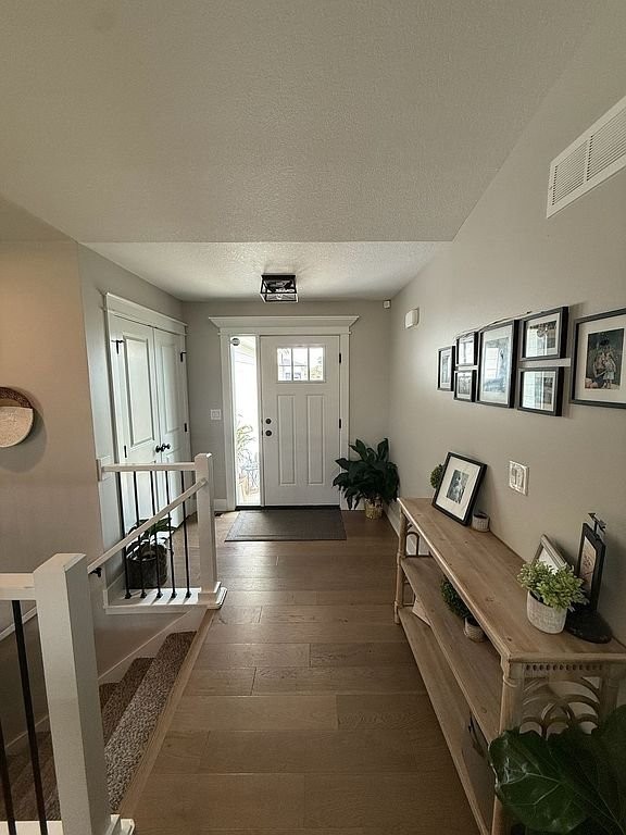 1577 S 100th St - Photo 2 of 20