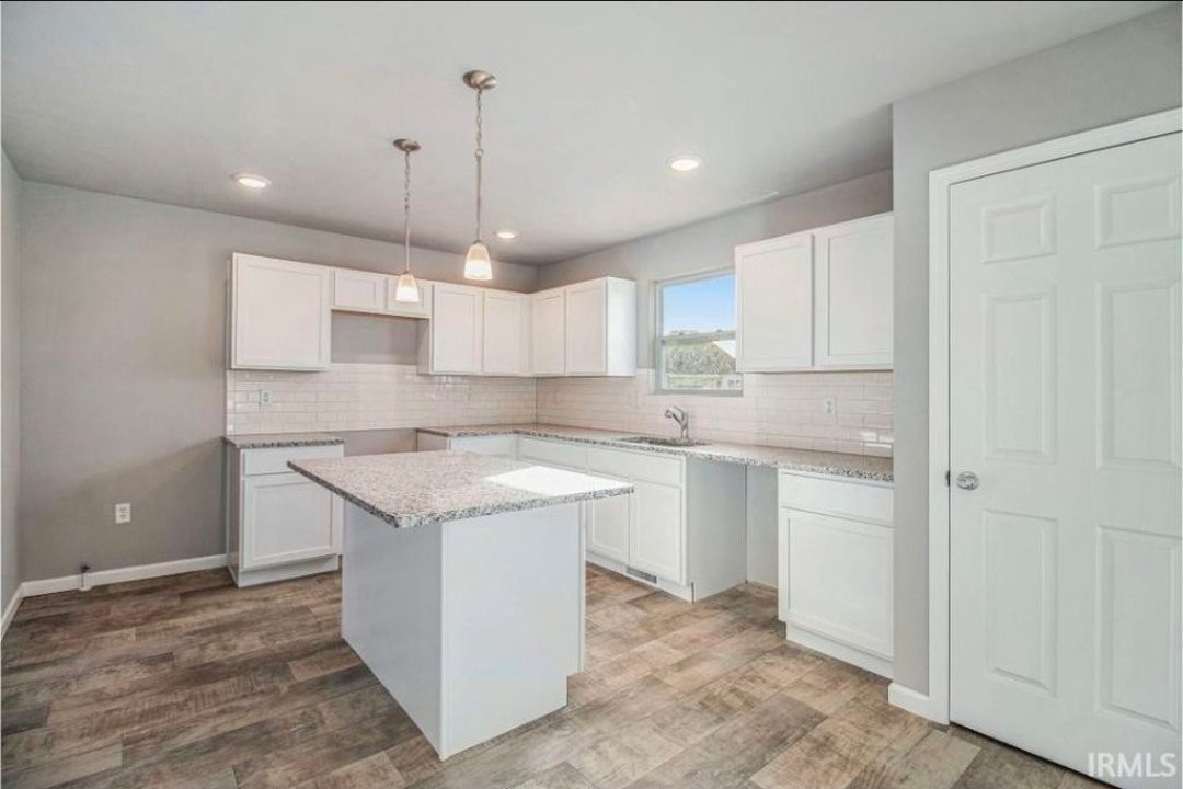 408 W Daybreak Dr - Photo 7 of 20