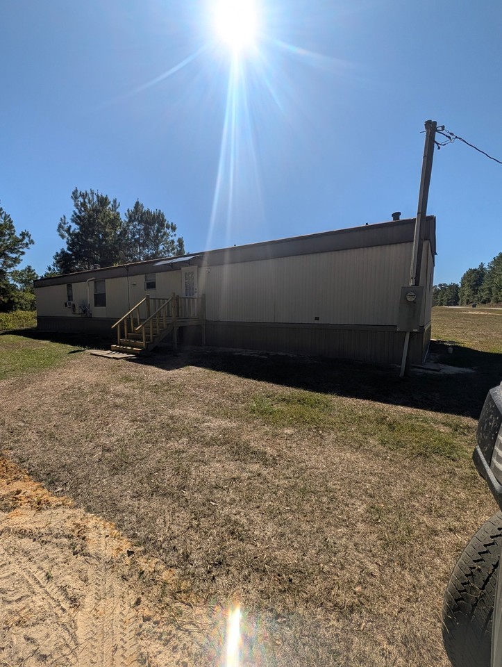 821 Graham Rd - Photo 4 of 18