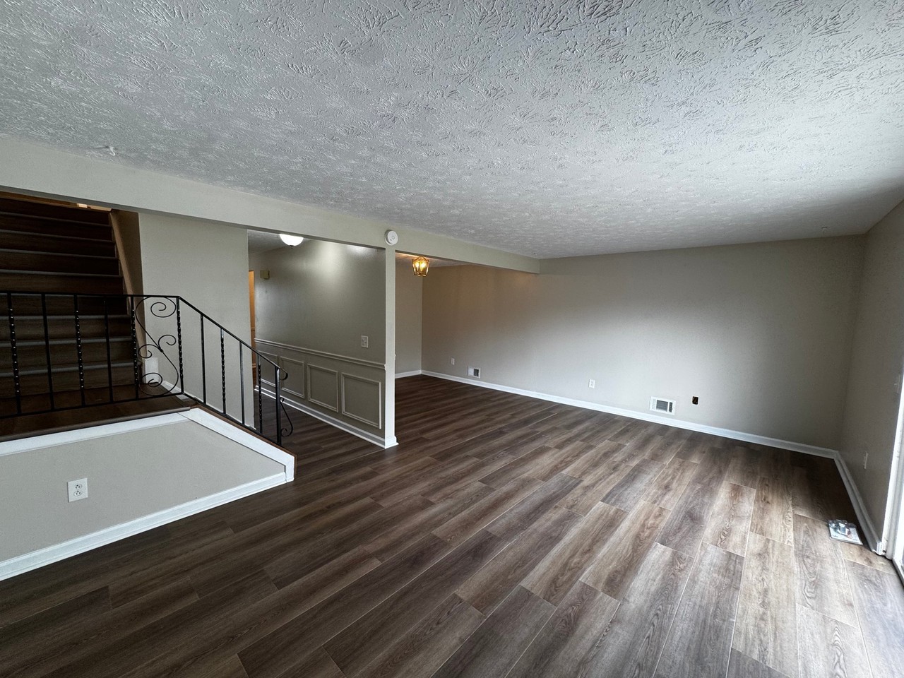 22/24 Teakwood Ln #24 - Photo 7 of 20