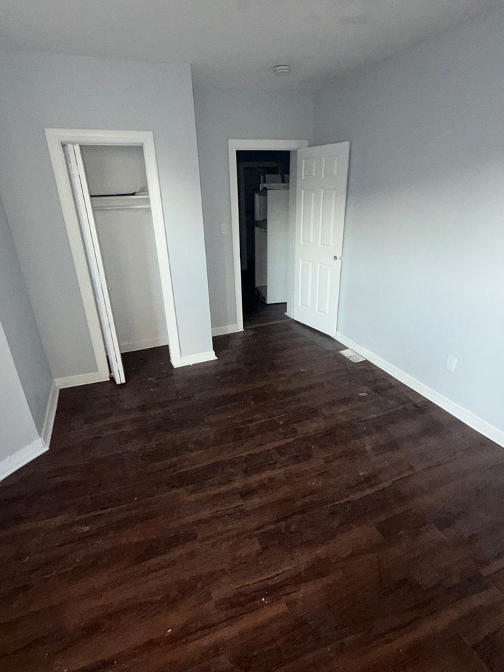 74 Isabella Ave #1 - Photo 4 of 13