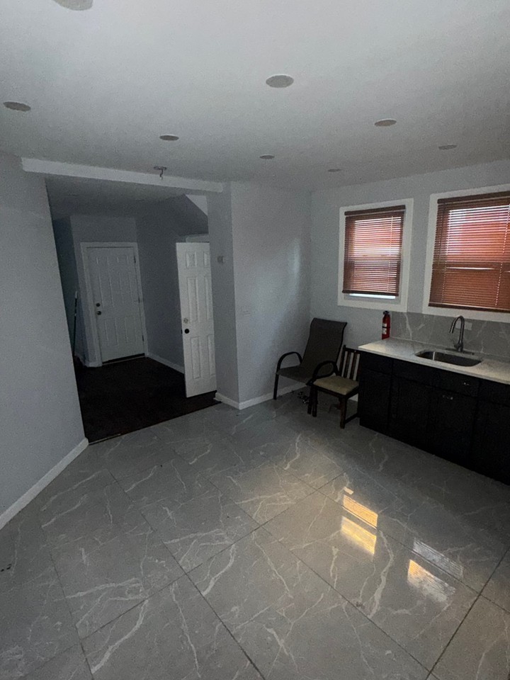 74 Isabella Ave #1 - Photo 7 of 13