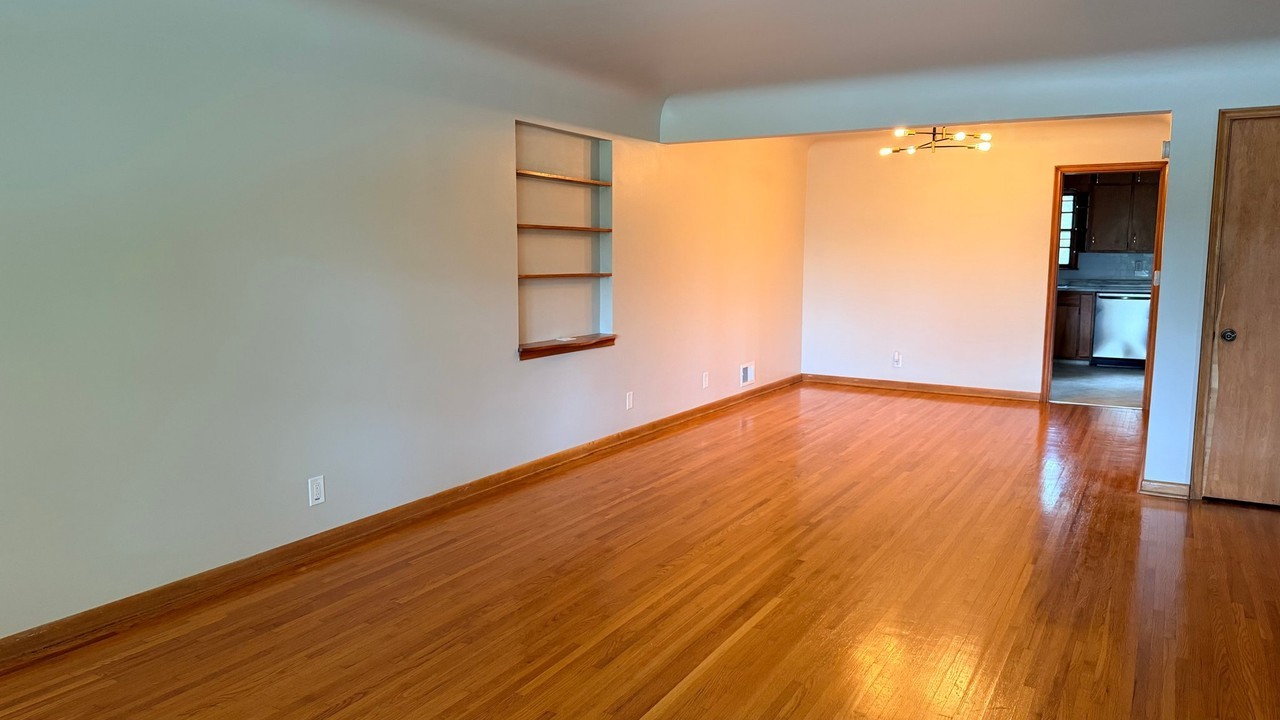 3138 N 54th St #3138 - Photo 2 of 18