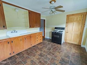 103 Commercial St #2 - Photo 1 of 1