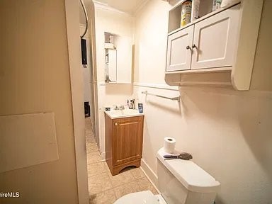 103 Commercial St #2 - Photo 7 of 10