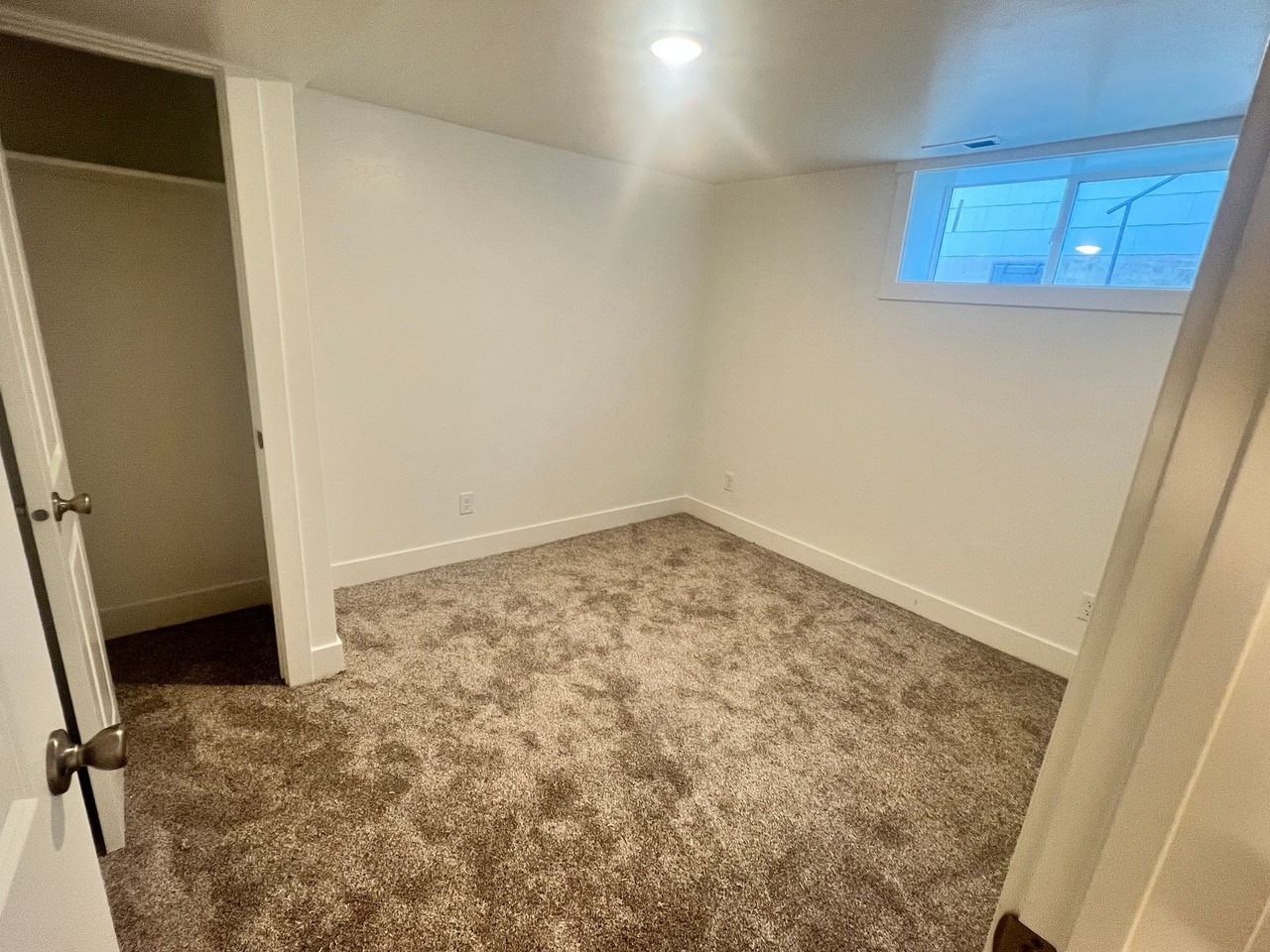 137 3rd St #B - Photo 6 of 9