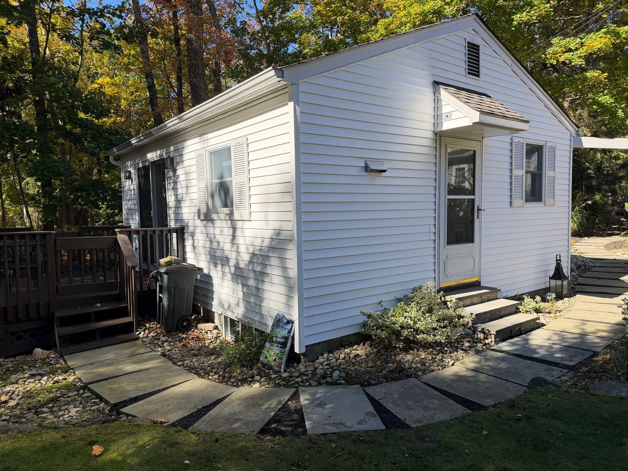1319 Sussex Tpke - Photo 2 of 16