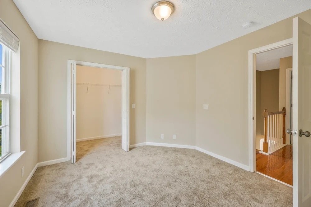 2512 Meadowood Dr - Photo 6 of 13