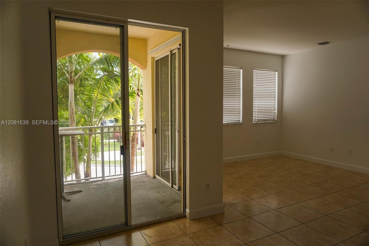 10242 Nw 7th St #204 - Photo 3 of 22