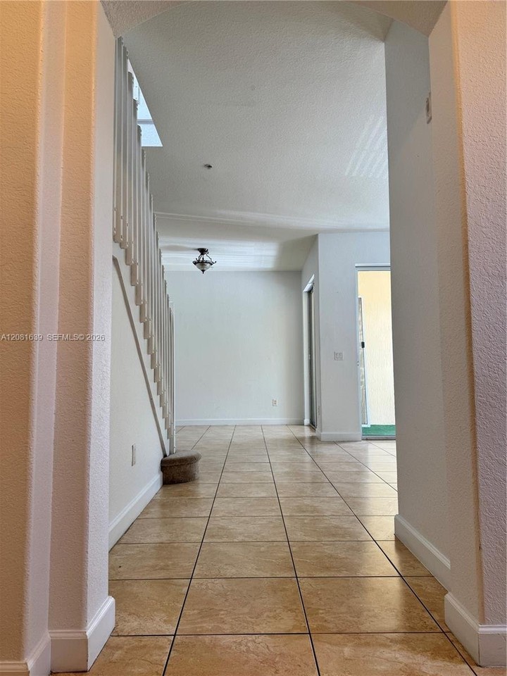 10242 Nw 7th St #204 - Photo 7 of 22