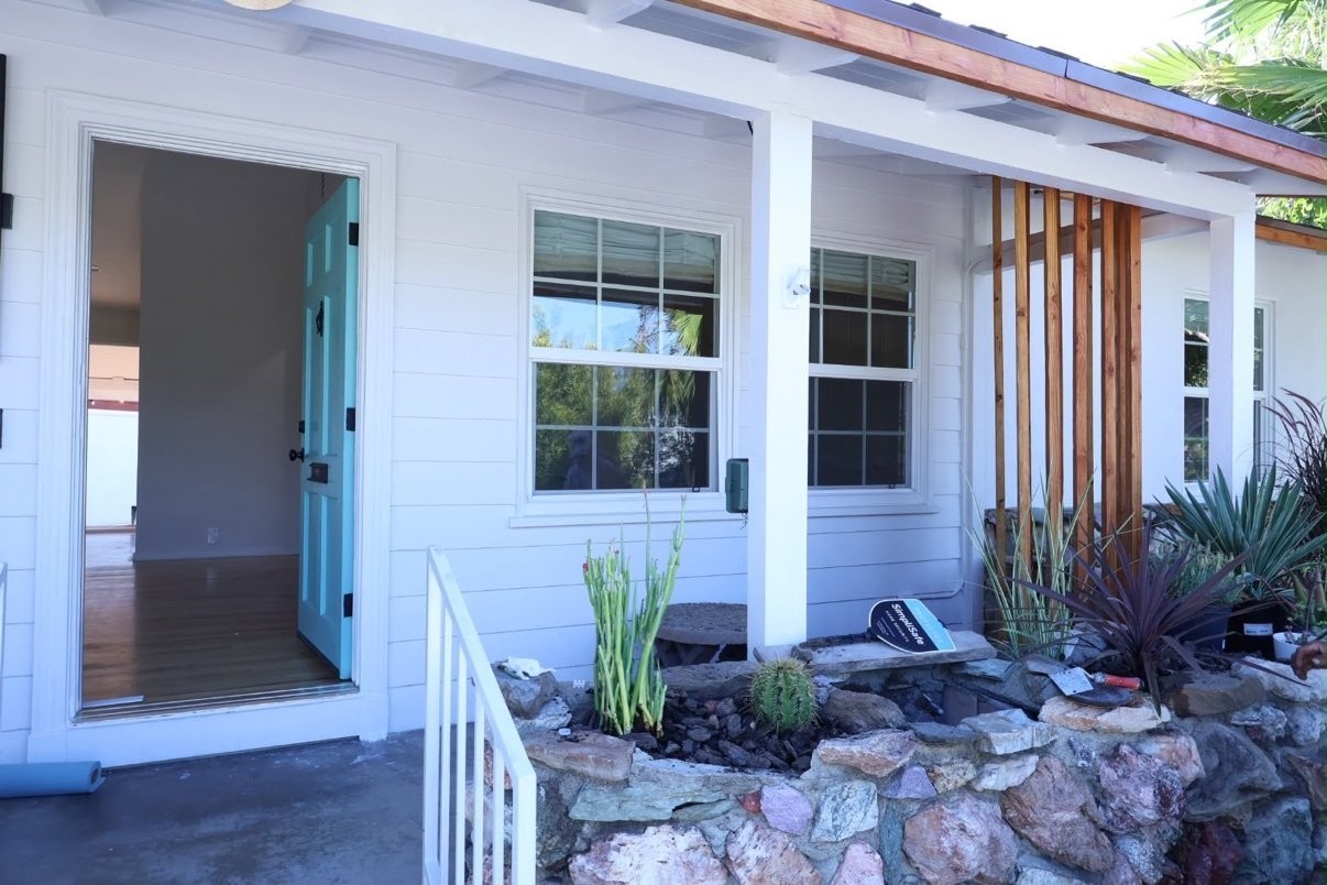6257 Alcove Ave - Photo 2 of 20