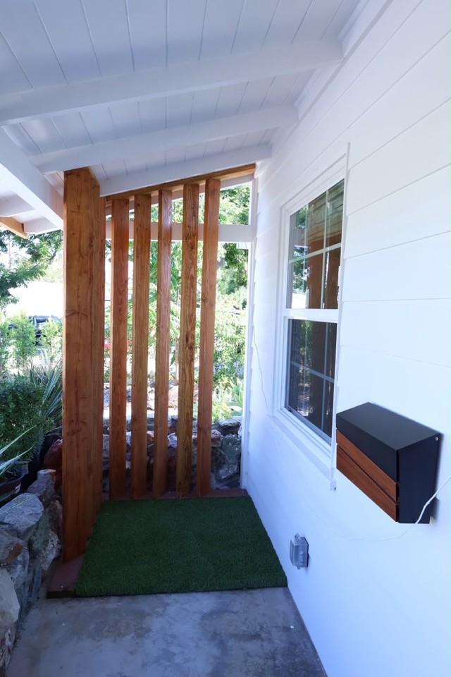 6257 Alcove Ave - Photo 5 of 20