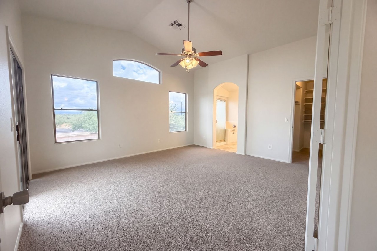 12514 Ballentrae Forest Dr - Photo 2 of 11
