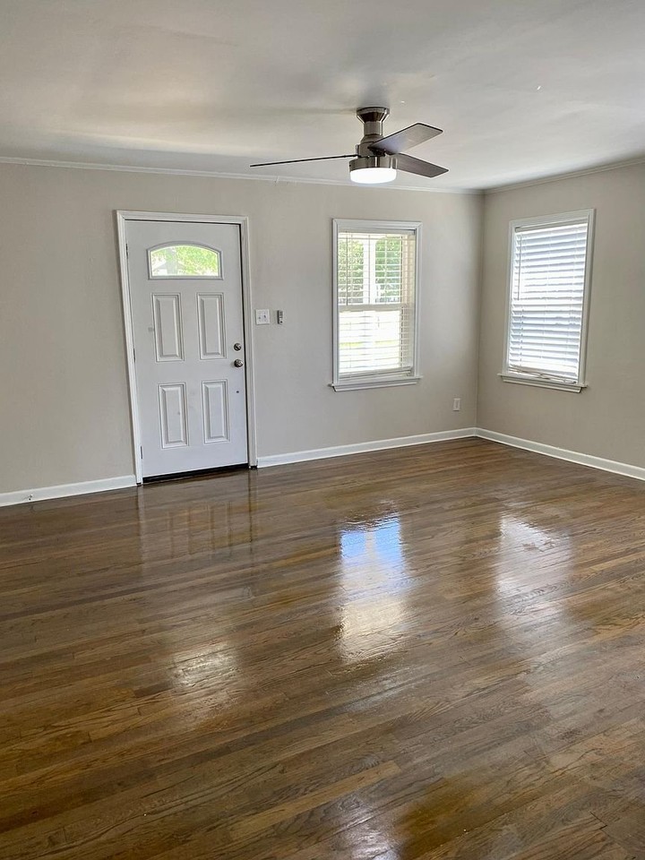 302 N 25th Ave - Photo 6 of 12