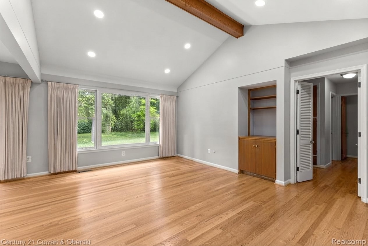 6200 Burger St - Photo 6 of 17