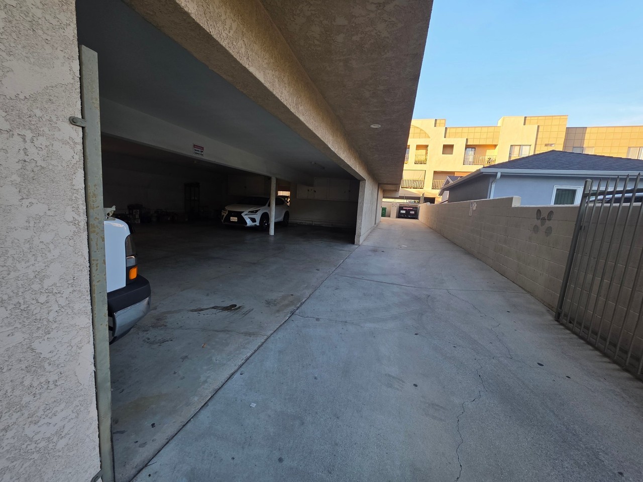 537 E Palmer Ave #6 - Photo 2 of 20